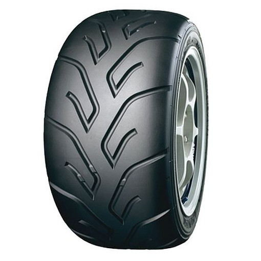 Neumatico Yokohama 235/45 R 17 A048 93W Tl